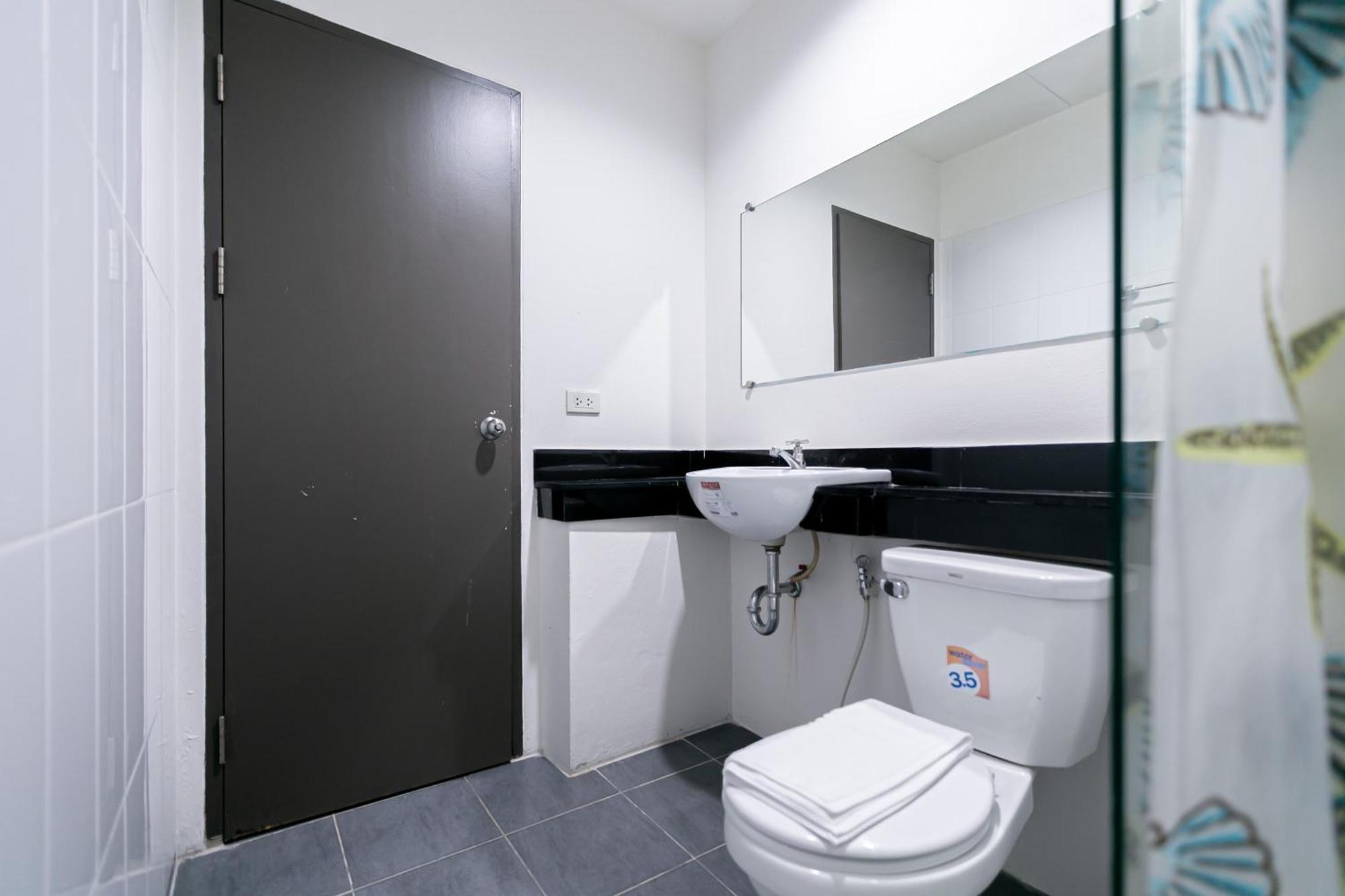 Ruan Plaisoi Apartment Bangkok Eksteriør bilde