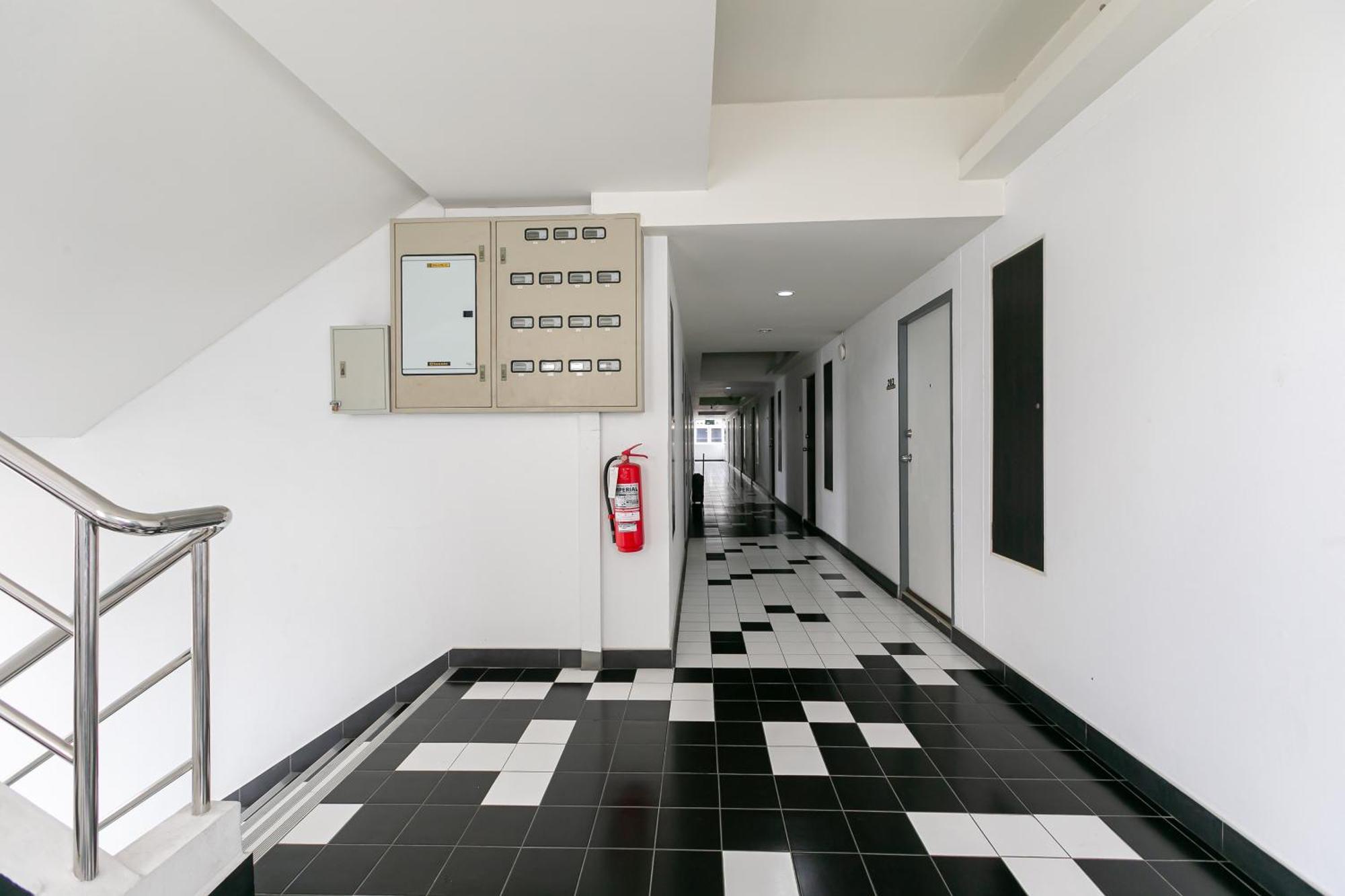Ruan Plaisoi Apartment Bangkok Eksteriør bilde