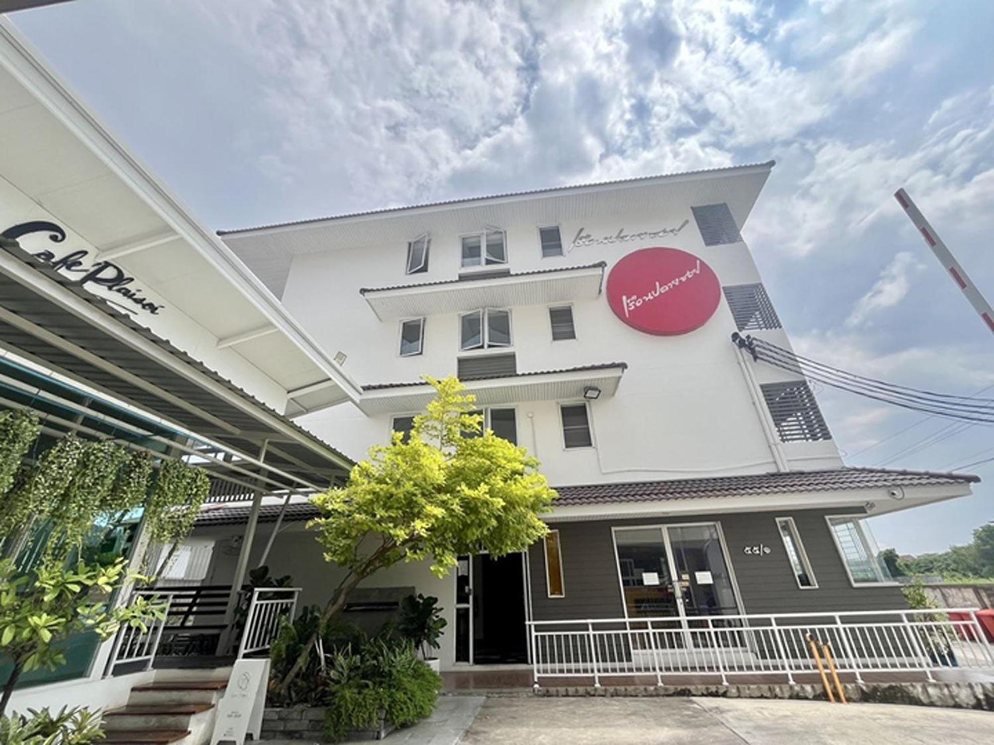 Ruan Plaisoi Apartment Bangkok Eksteriør bilde