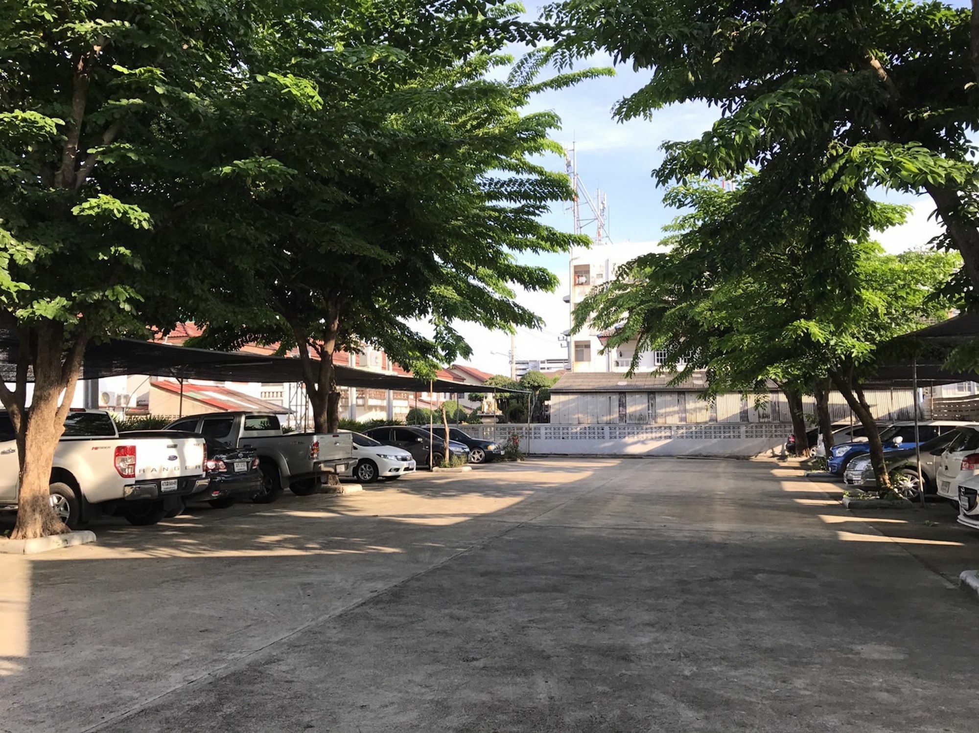 Ruan Plaisoi Apartment Bangkok Eksteriør bilde